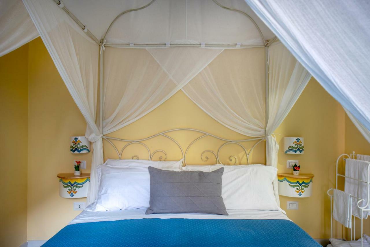 Bed and Breakfast Regina Elena Neapel Exterior foto
